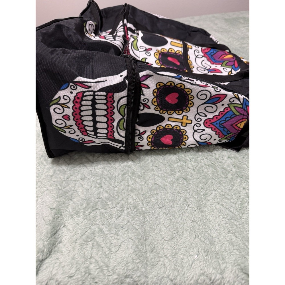 Skull Themed Duffle Bag With Liner, Zipper Pockets And Dividers. View 3